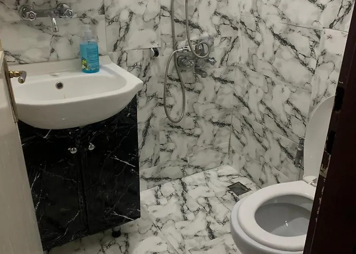 Close To Anitkabir, Metro And Atakule * Ankara